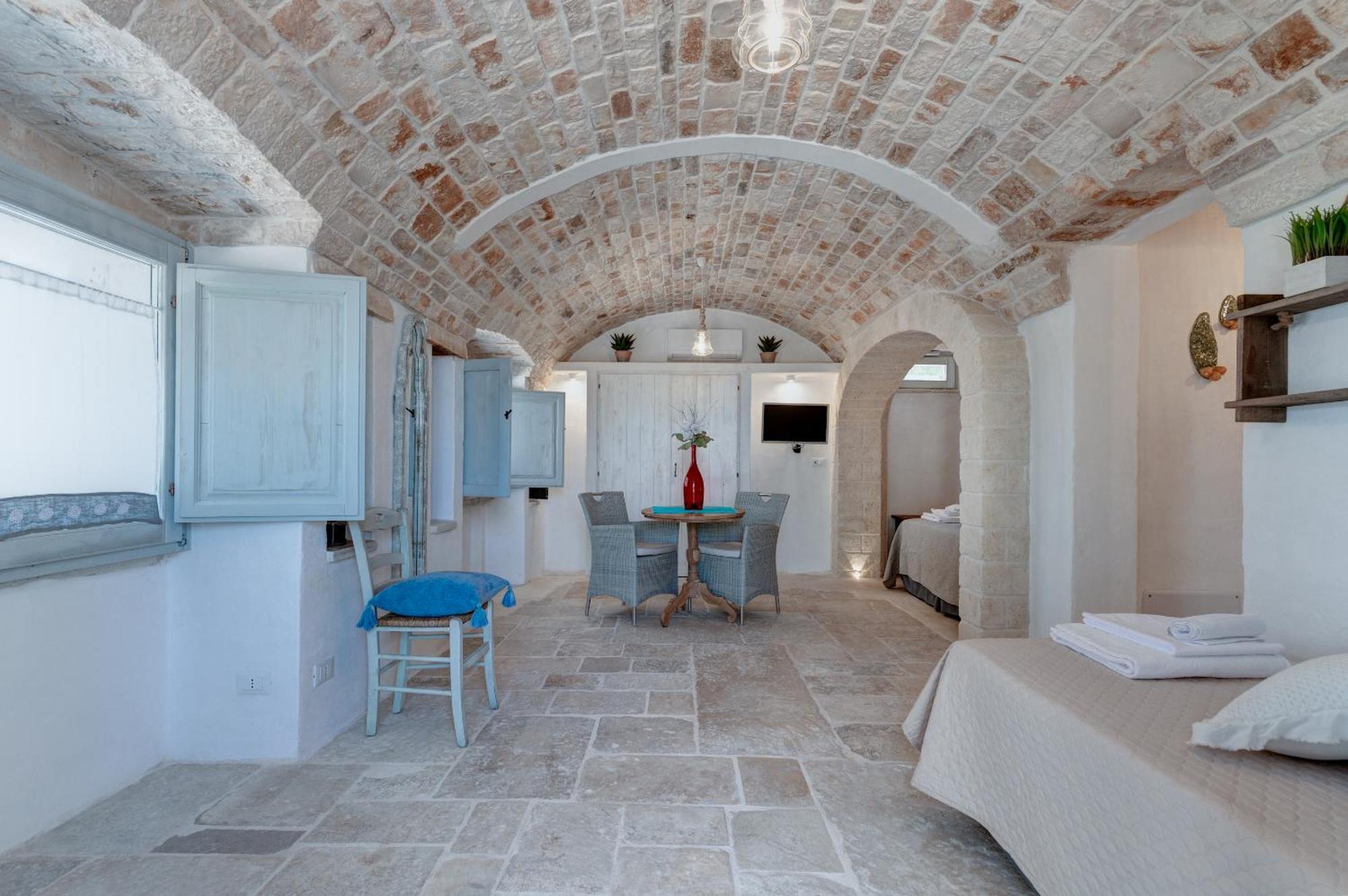 Гостевой дом Apollo House Of Puglia Монополи Экстерьер фото